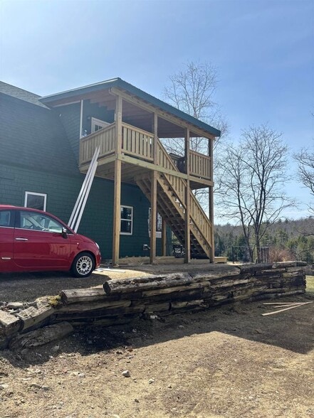 Building Photo - 615 Bean Rd