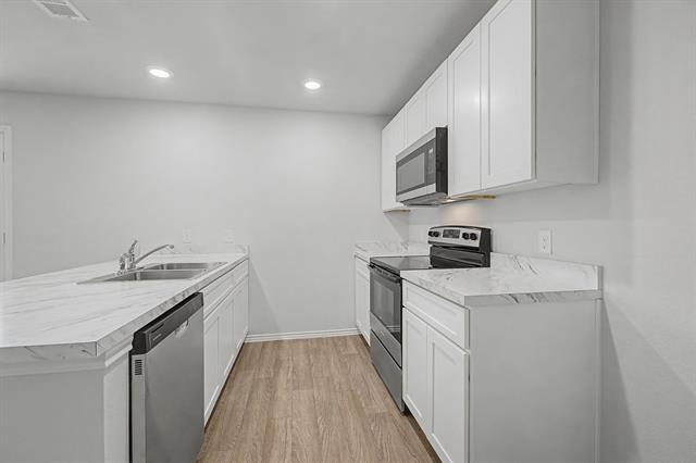 Building Photo - 213 Arbor Ct