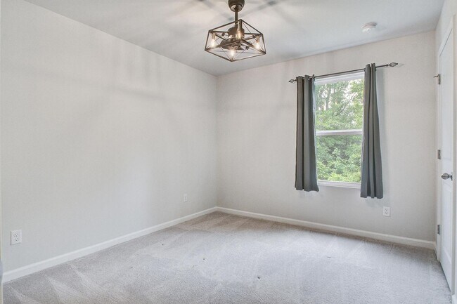 Building Photo - Beautiful Four Bedroom Home in Nexton