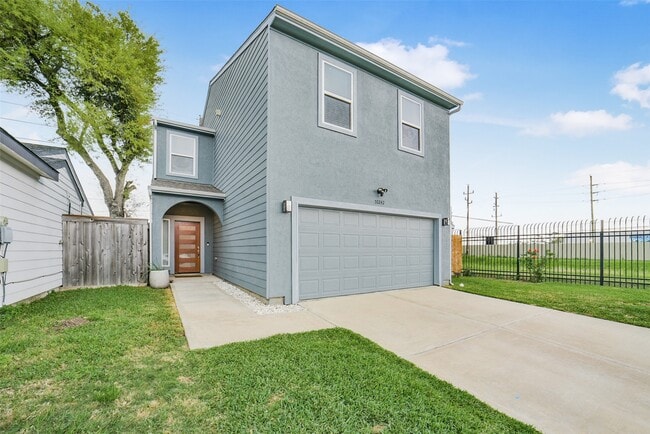 Building Photo - 10242 Bridgeland Ln