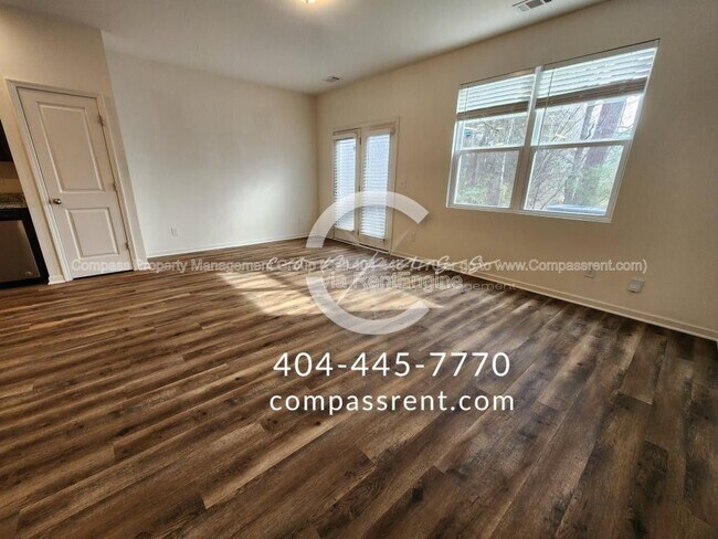 Building Photo - 2365 Camden Oak Way