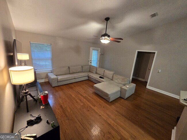 Building Photo - 207 Lake Jordan Blvd W
