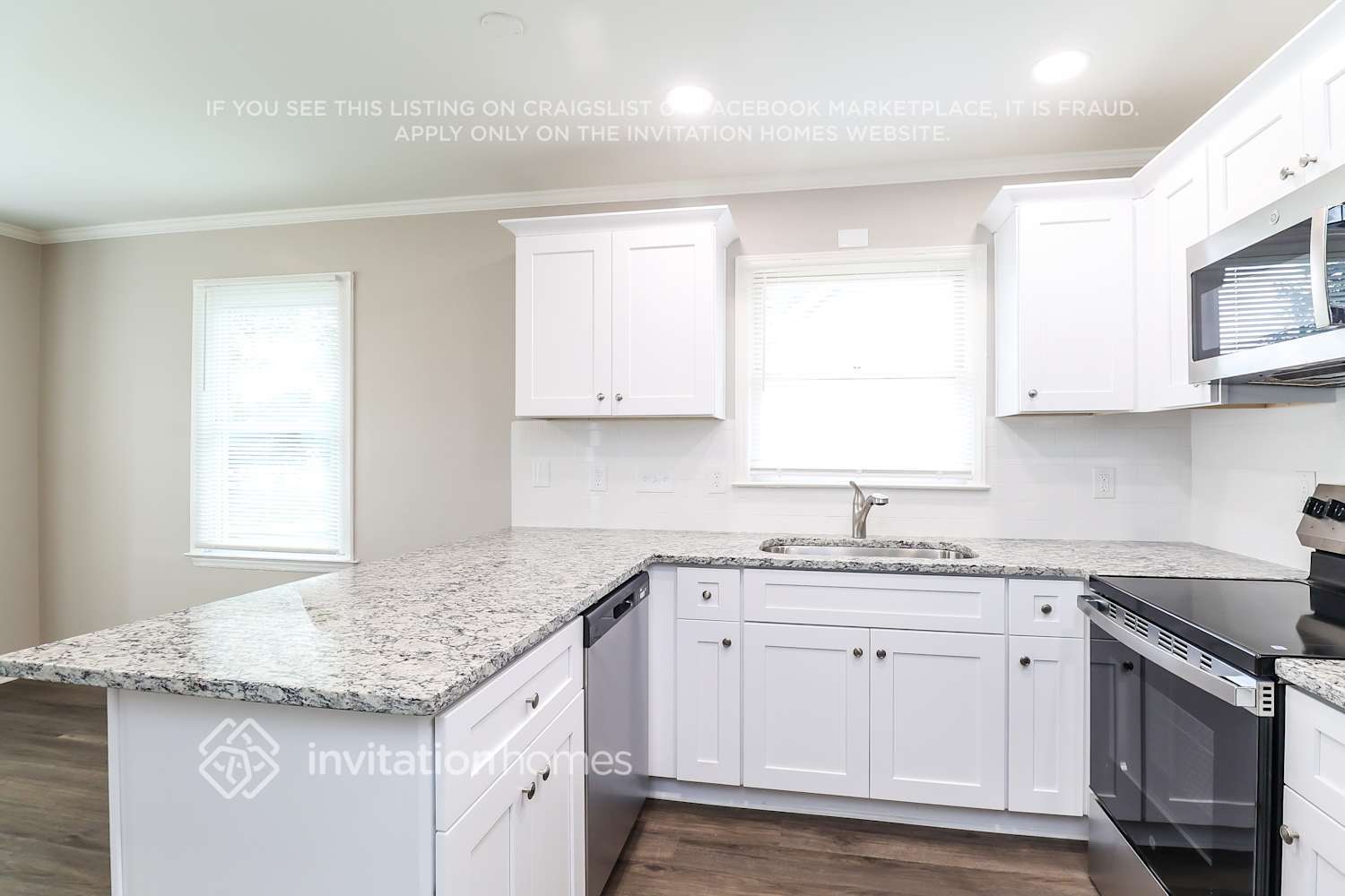 Building Photo - 14812 Karina Falls Ct