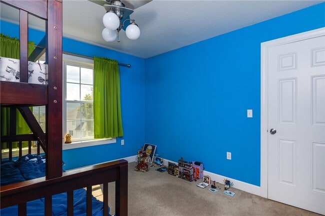 Building Photo - 126 St Andrews Dr