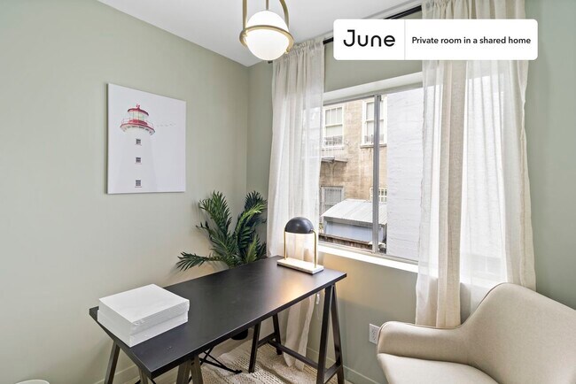 Building Photo - Room in Shared 5 bed/3.5 bath home