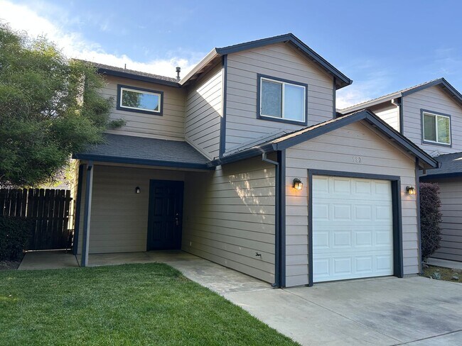 Building Photo - 582 Morgan Dr