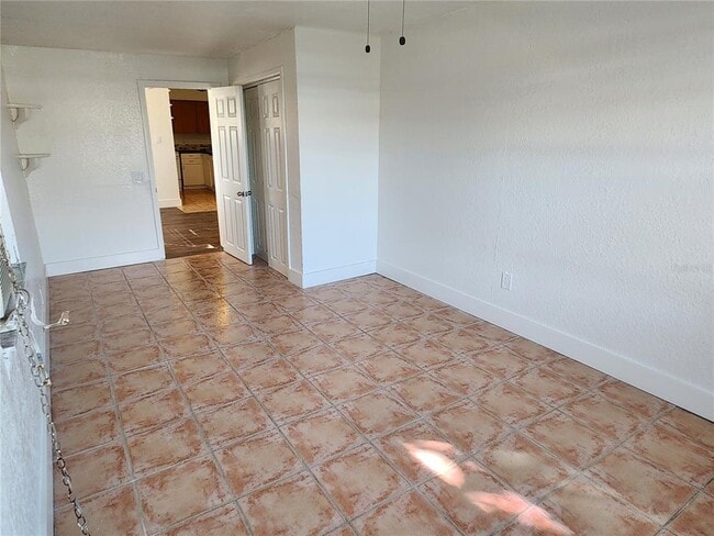 Building Photo - 155 110th Ave