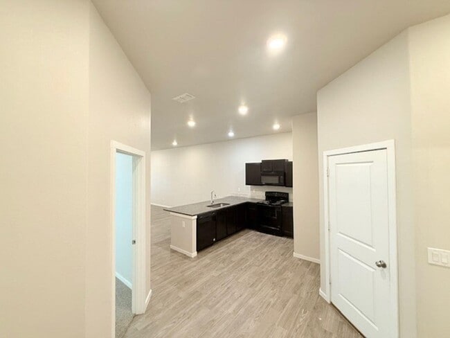 Building Photo - 7055 96th St