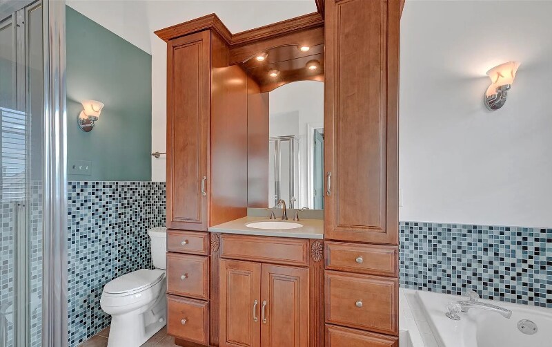 Building Photo - 9855 Sherwood Farm Rd