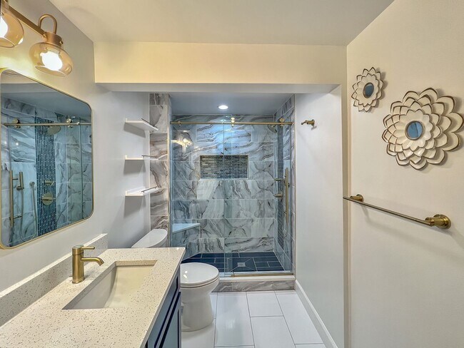 Building Photo - 3506 Lisa Ln