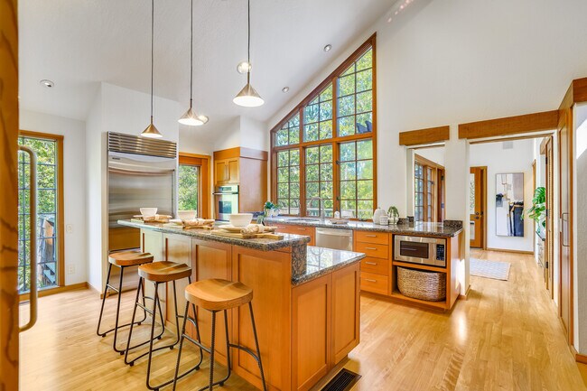 Building Photo - 1 Rimrock Rd