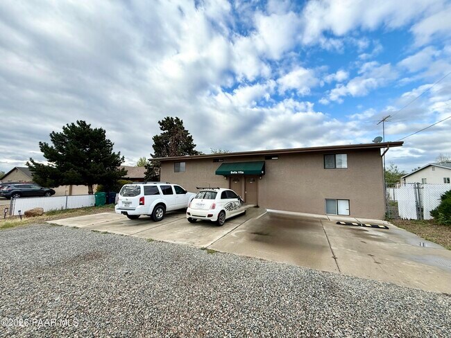 Building Photo - 8617 E Yavapai Rd