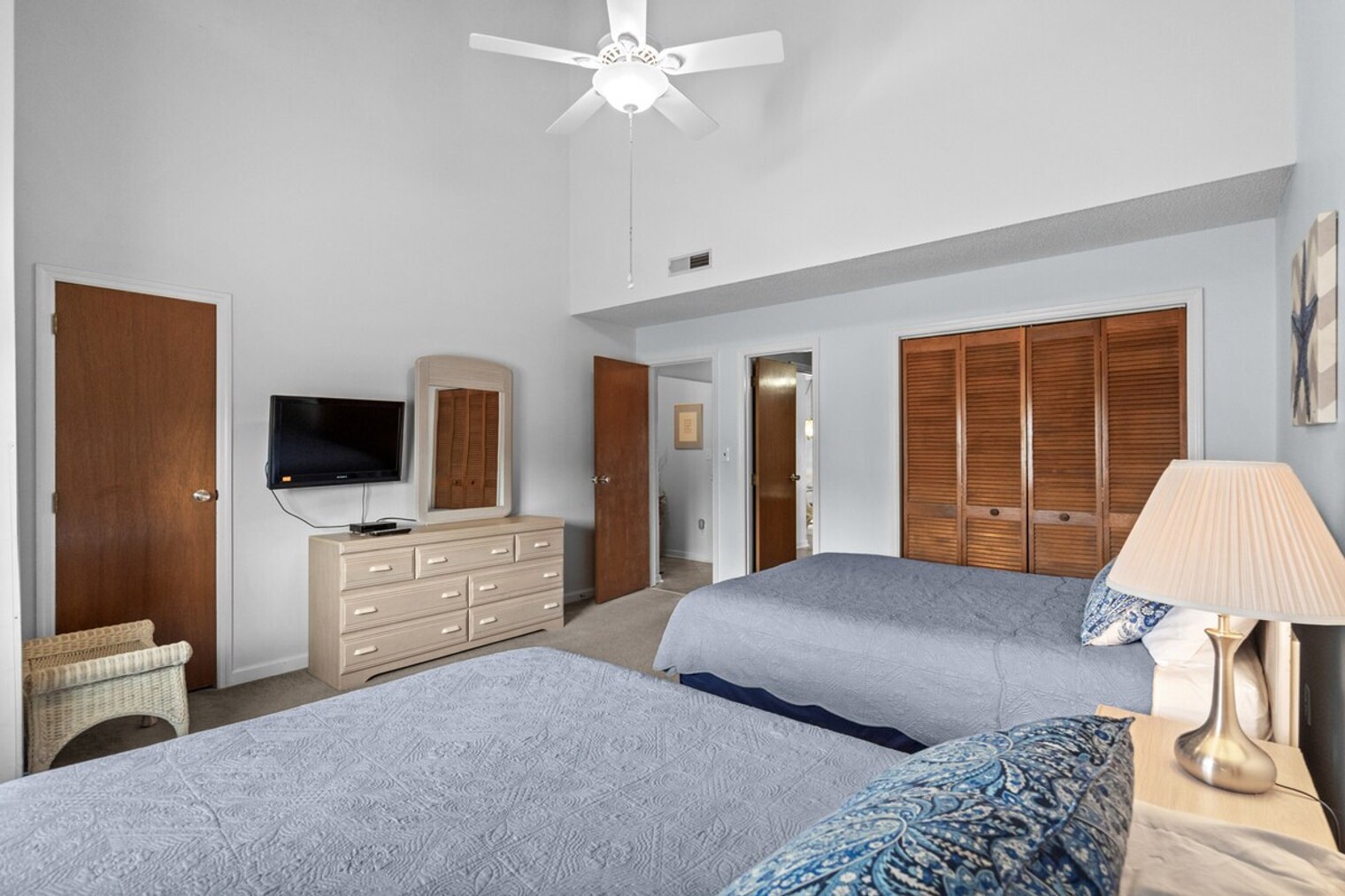 Building Photo - 1930 Bent Grass Dr