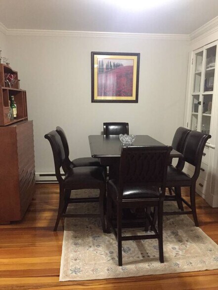 dining room - 263 Pleasant St