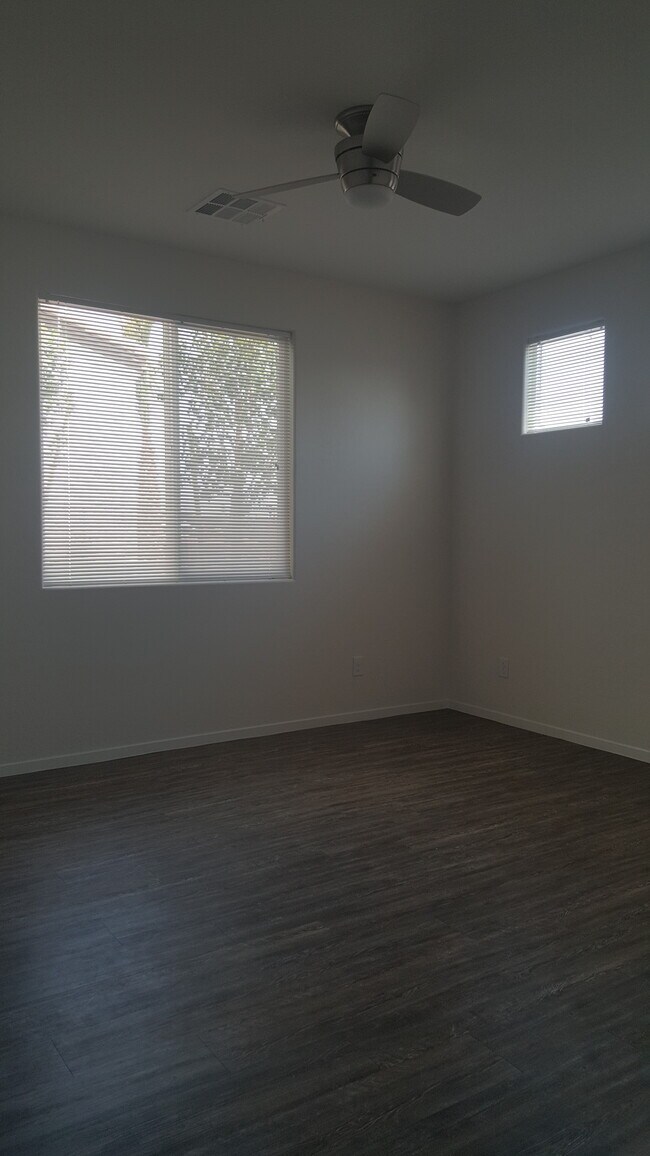 Building Photo - 1566 Tilman Ln