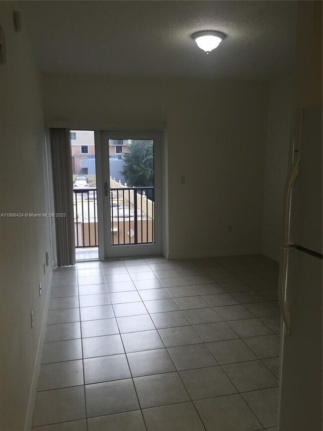 Building Photo - 3410 Coral Wy