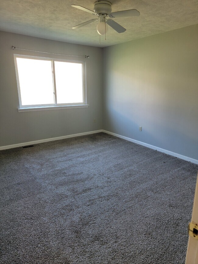 Building Photo - 801 Wingate Dr