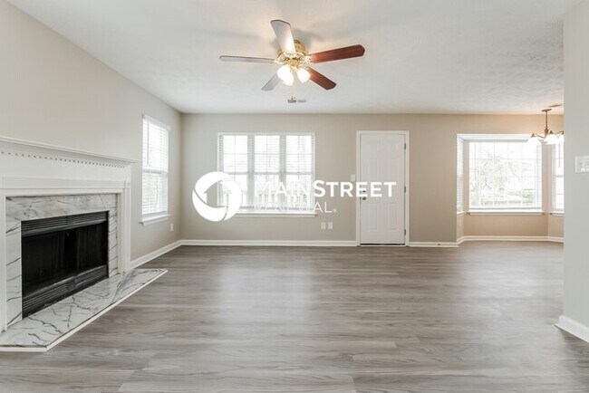 Building Photo - 4 Bedroom Pet-Friendly Home in Decatur, GA...
