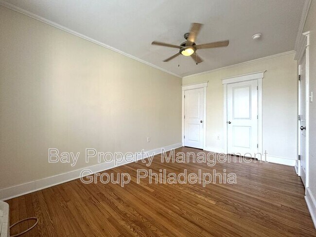 Building Photo - 437 W School House Ln