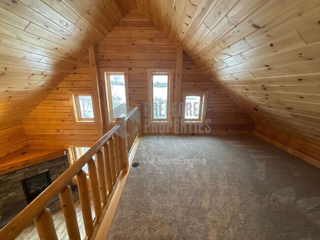 Building Photo - 33181 Wenatchi Trail