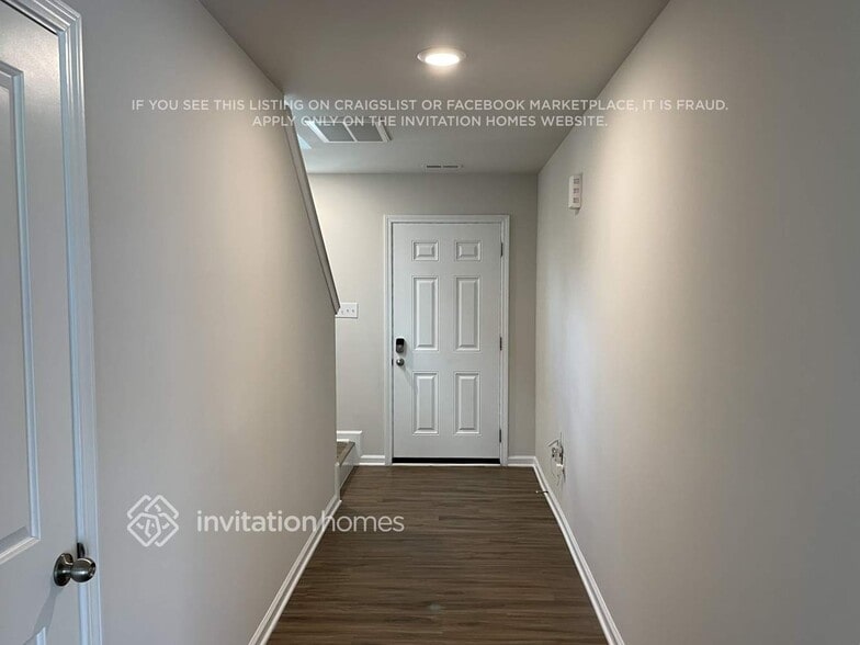 Building Photo - 1125 Woodhouse Dr