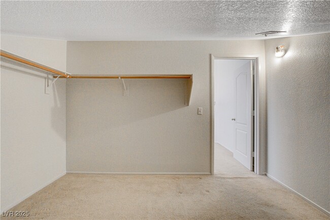 Building Photo - 8621 Sierra Cima Ln