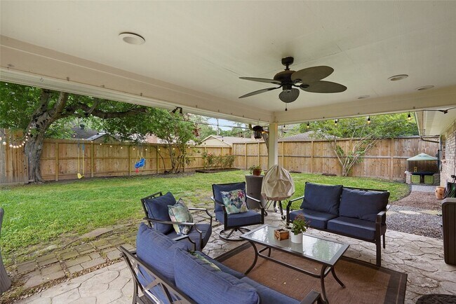 Building Photo - 10710 Overbrook Ln