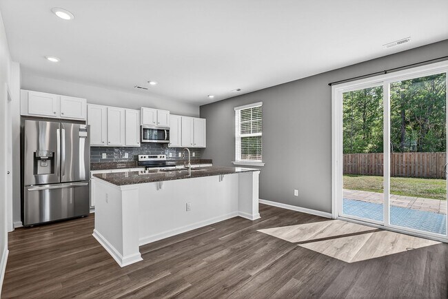 Building Photo - Coastal Living in The Preserve at Tidewater