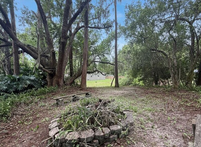 Building Photo - 18306 Crawley Rd