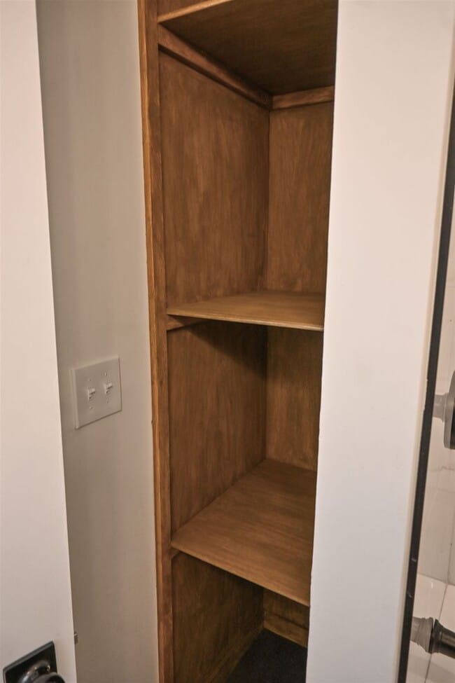 Building Photo - MOVE-IN READY-NORTH-COLUMBUS & FT BENNING ,GA-3 BEDROOMS,2  BATHS