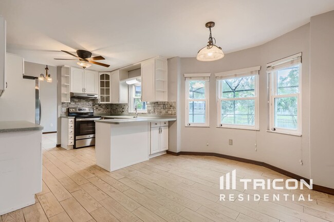 Building Photo - 10288 60th Cir N