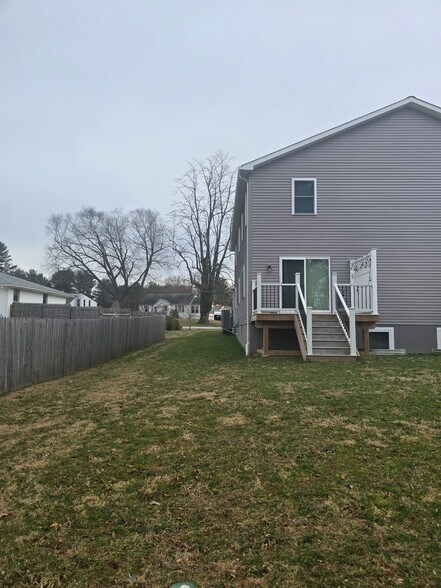 Building Photo - 511 Orchard Ave