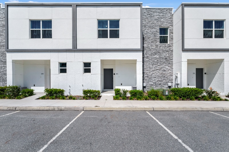 Building Photo - 391 Famagusta Dr