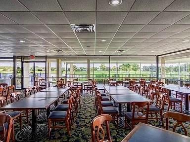 Building Photo - 3704 Southpointe Dr