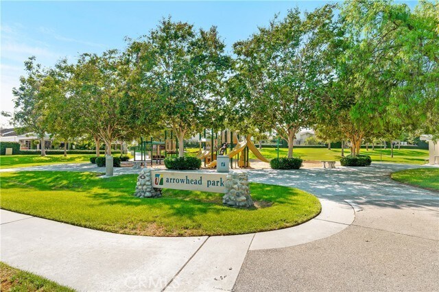 Building Photo - 21 Briarglen