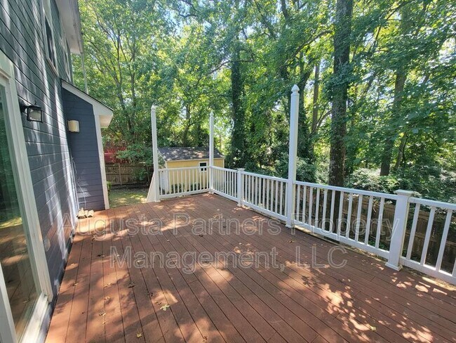Building Photo - 157 Moss Creek Dr