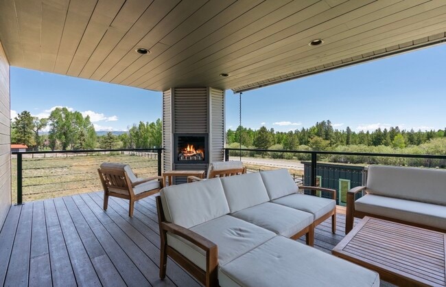 Building Photo - 1205 Trails Creek Ave