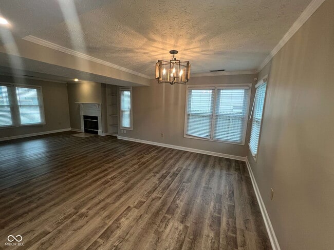 Building Photo - 2611 N Delaware St