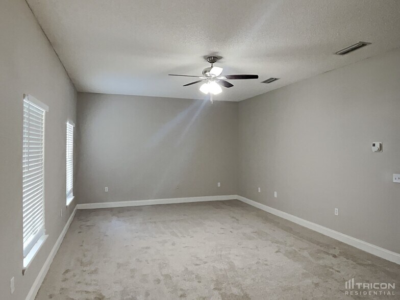 Building Photo - 3346 Double Ln