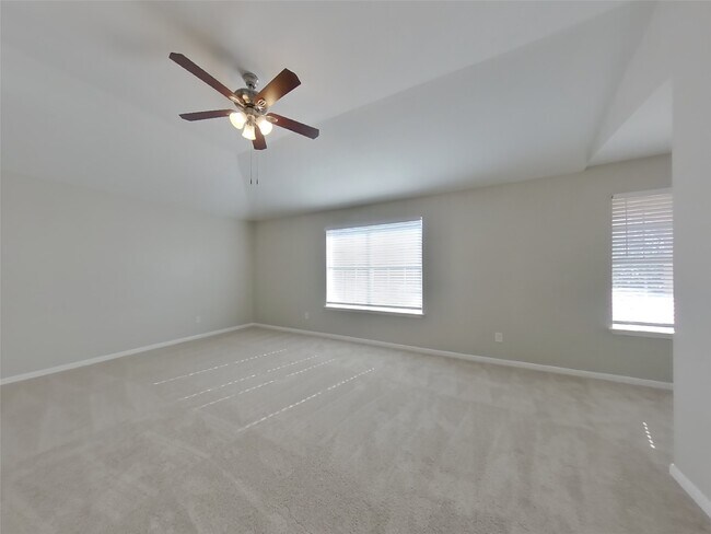 Building Photo - 1910 Flycaster Dr