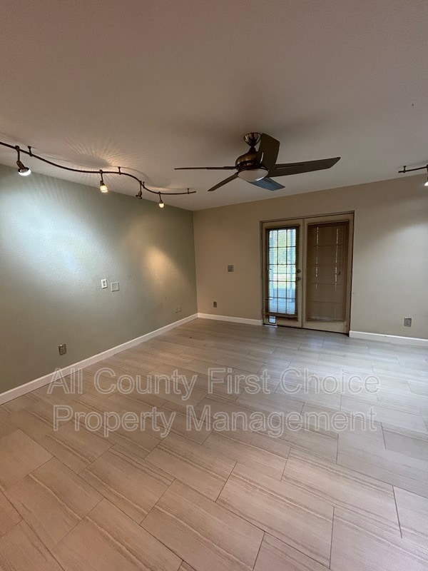 Building Photo - 9650 Tara Cay Ct