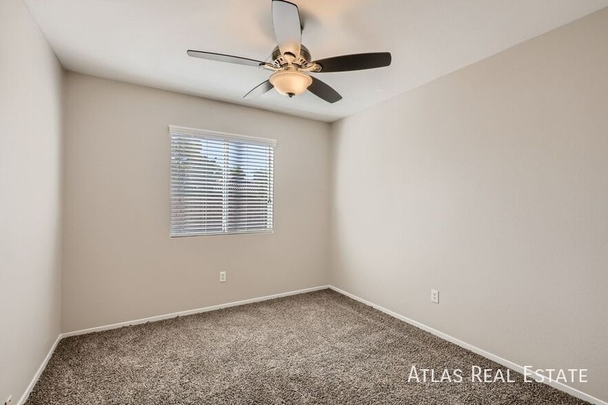 Building Photo - 732 Moonlight Mesa Dr