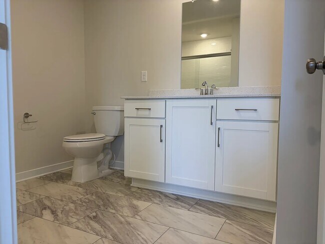 Building Photo - 101 Abramo Victor Dr