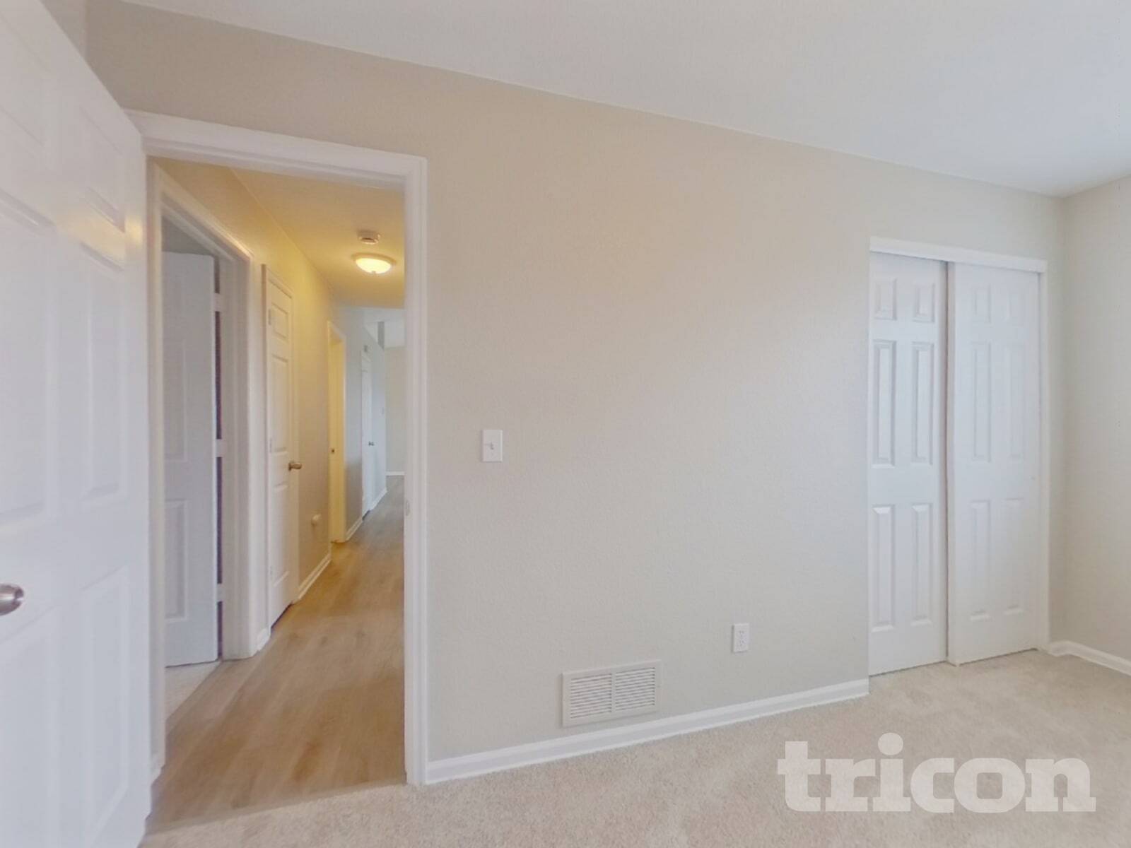 Building Photo - 414 Hawthorn St