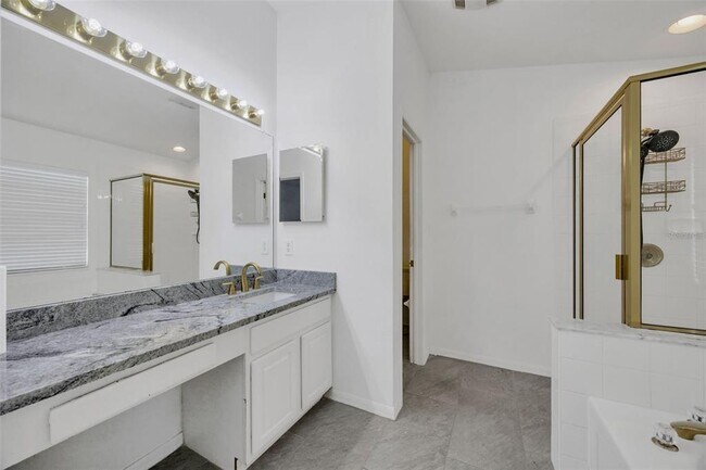 Building Photo - 7533 Terrace River Dr