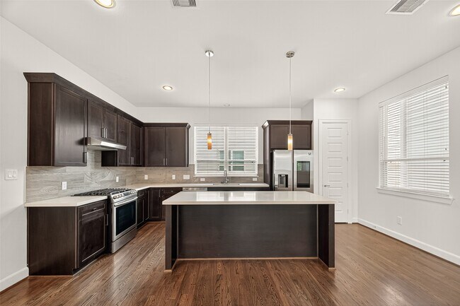 Building Photo - 1735 Eado Point Ln