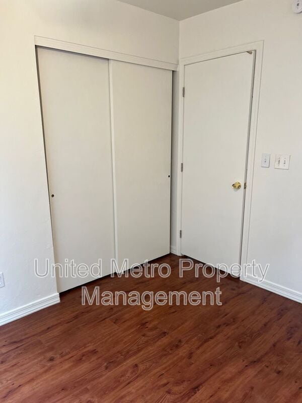 Building Photo - 8360 E. Lakeshore Drive