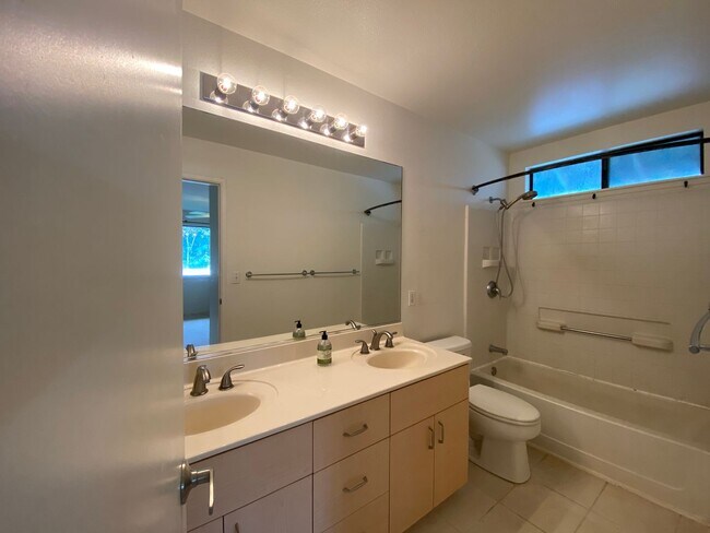 Building Photo - For Rent -  94-210 Pouhana Lp. #30