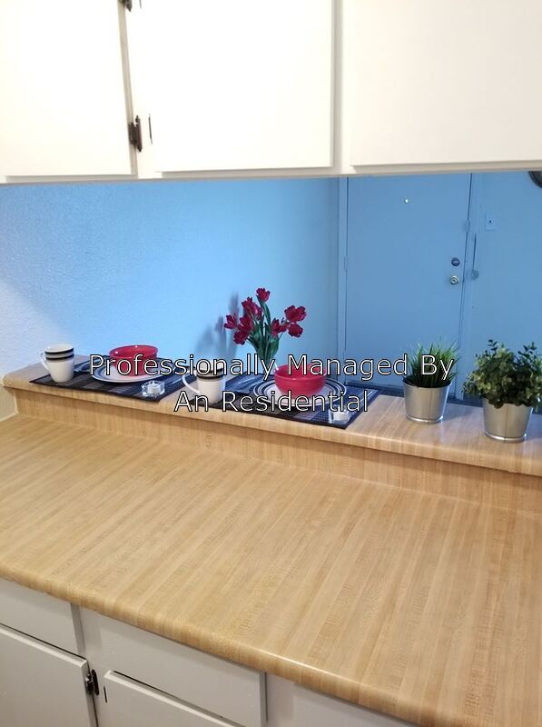 Building Photo - 3580 S M L King Jr Pkwy