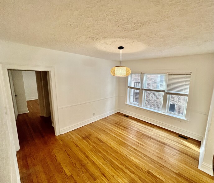 Dining Room - 7248 Amherst Ave